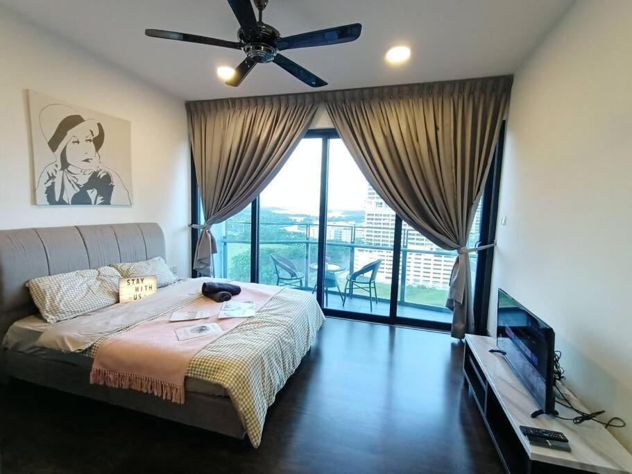 C0704 Almas Suite Seaview & Netflix Stay نوساجايا المظهر الخارجي الصورة