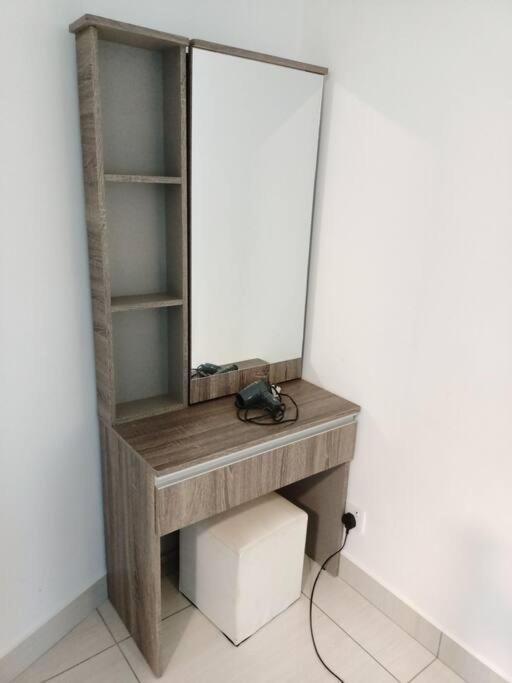 C0704 Almas Suite Seaview & Netflix Stay نوساجايا المظهر الخارجي الصورة