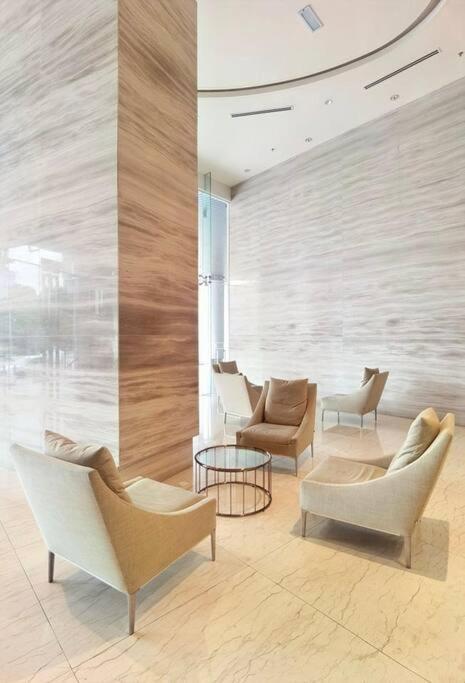 C0704 Almas Suite Seaview & Netflix Stay نوساجايا المظهر الخارجي الصورة